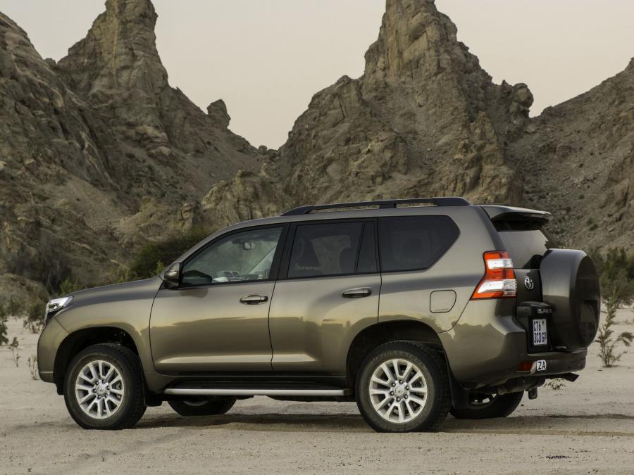  Toyota Land Cruiser Prado 2013 года  (ZA) (фото 7 из 16)